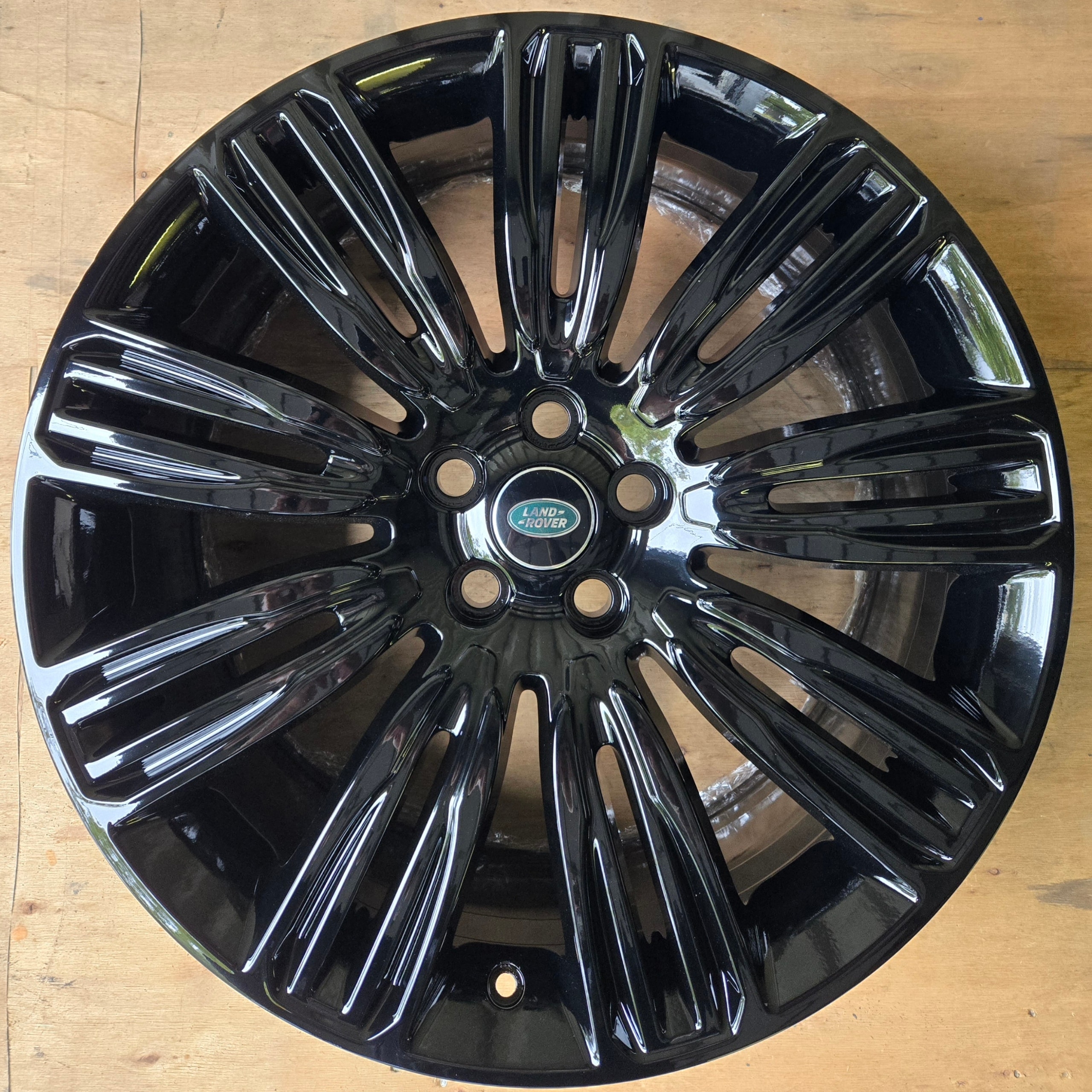 Land Rover Wheel